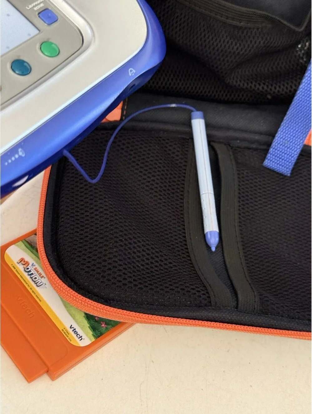 VTech V.Smile Cyber Pocket Handheld Electronic Learning System W/case, Game